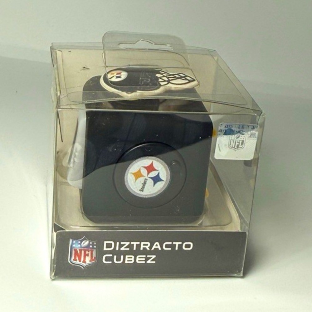 FOCO NFL Diztracto Cubez Pittsburgh Steelers Tactile Sensory Fidget Cube